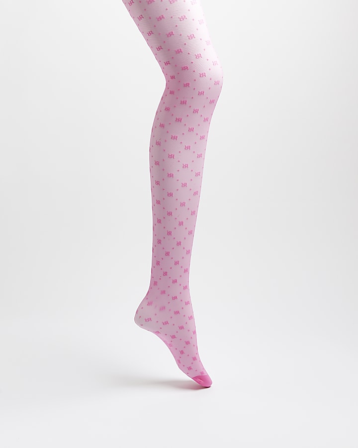 I love her pink fishnets very much