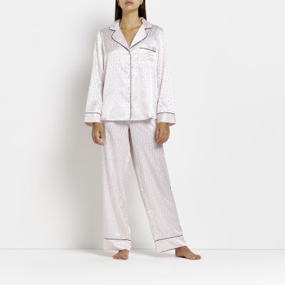 ladies pjs and slippers