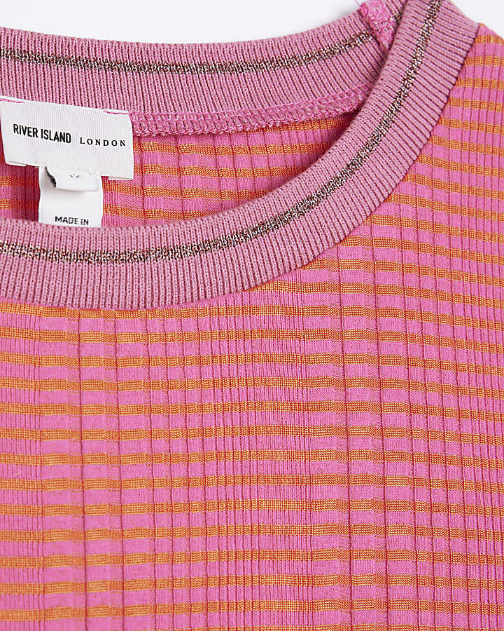 Pink textured t-shirt