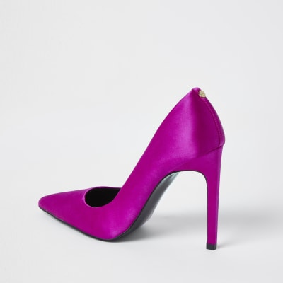 Pink wide fit high heeled court shoes