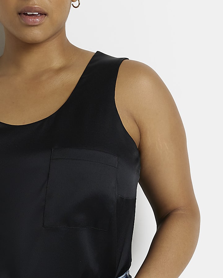 Plus black relaxed sleeveless top