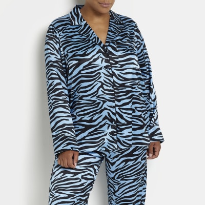 Plus blue animal print satin pyjama top