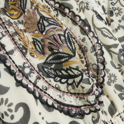 Plus cream print flare sleeve jumpsuit River Island