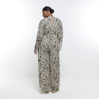 Plus cream print flare sleeve jumpsuit River Island