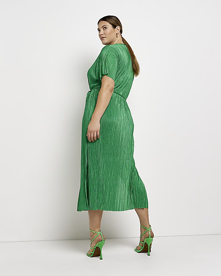 Plus green plisse midi dress