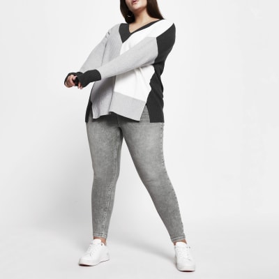Plus grey skinny mid rise Molly jeggings