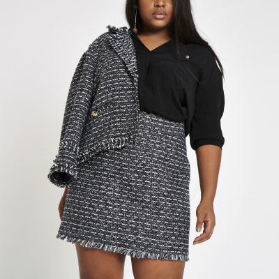 Plus navy boucle mini skirt