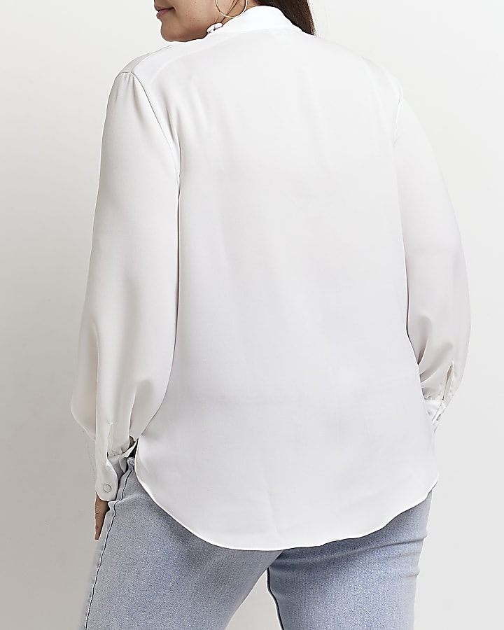 Plus white cut out top