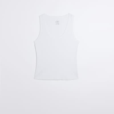 Plus white scoop neck tank top
