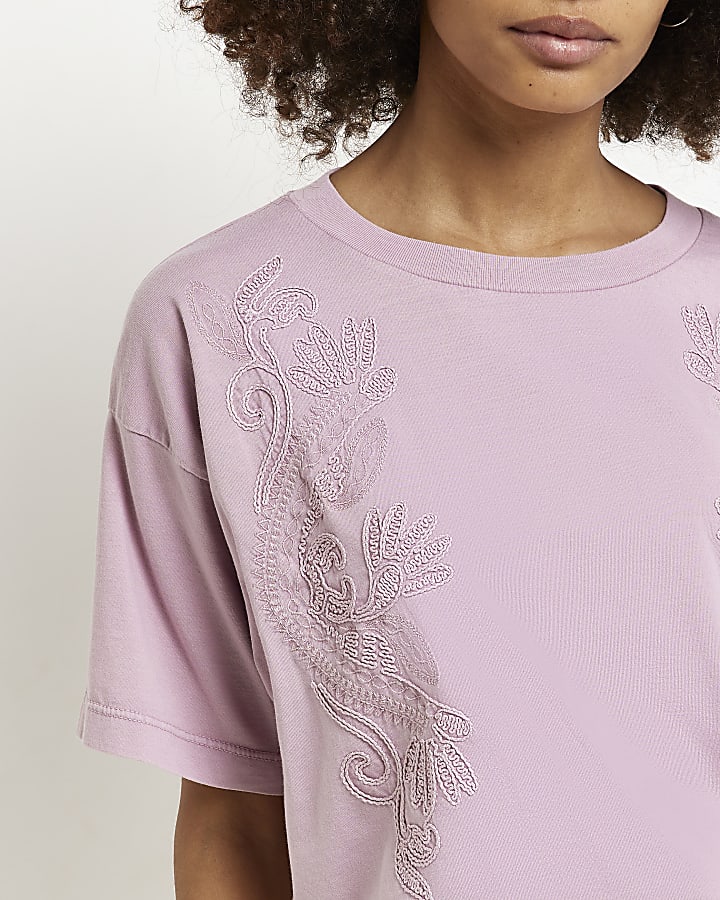 Purple embroidered t-shirt