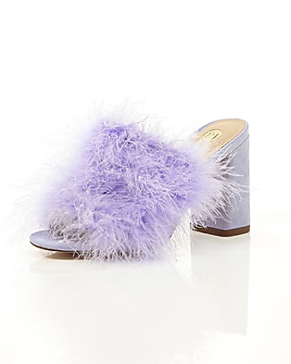 360 degree animation of product Purple fluffy feather block heel mules frame-0