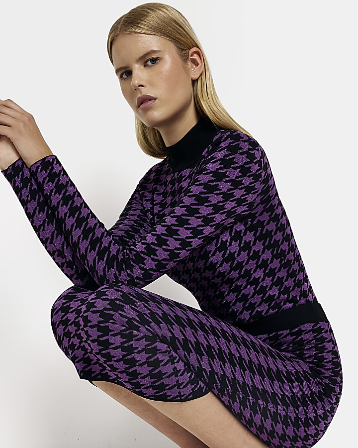 Purple knit dogtooth long sleeve top
