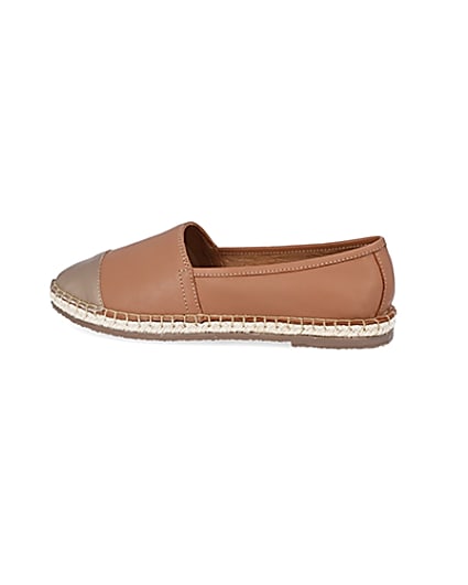 360 degree animation of product Ravel brown leather espadrilles frame-4