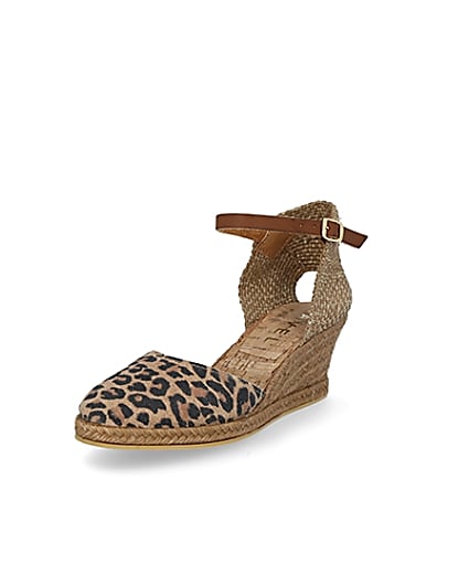 360 degree animation of product Ravel brown leopard print wedge sandals frame-0