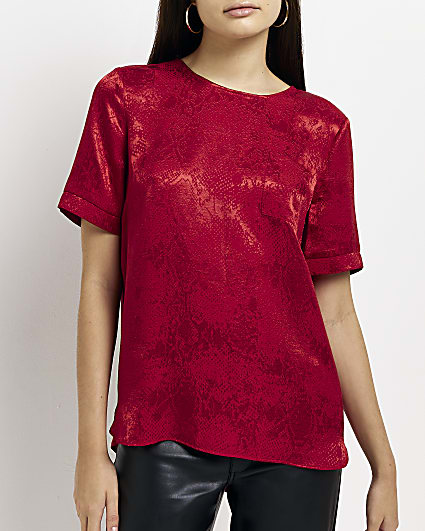 Red animal print satin t-shirt