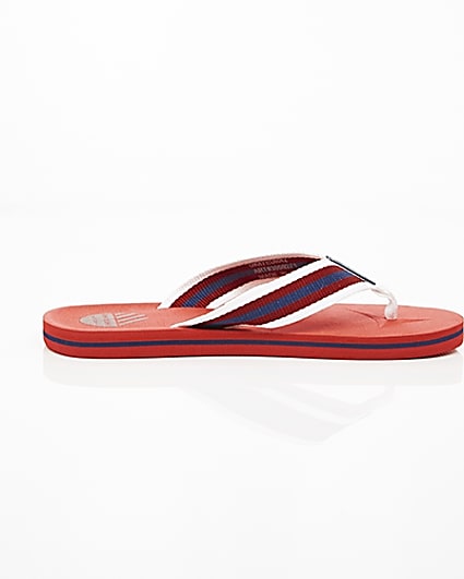 360 degree animation of product Red canvas stripe flip flops frame-10
