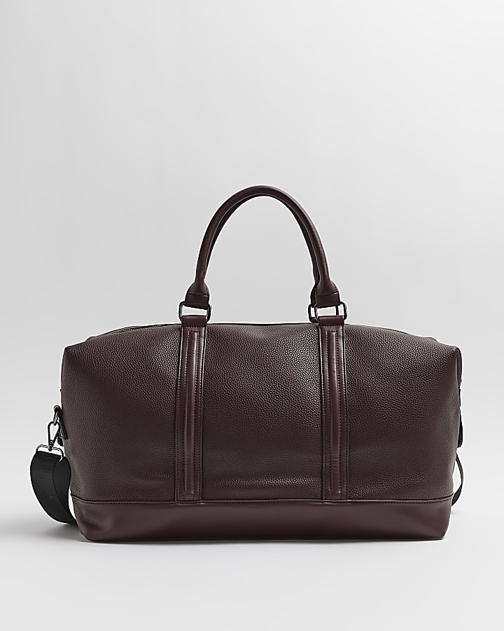 Red faux leather tumbled Holdall