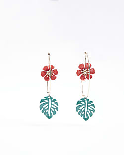 Red flower and leaf hoops