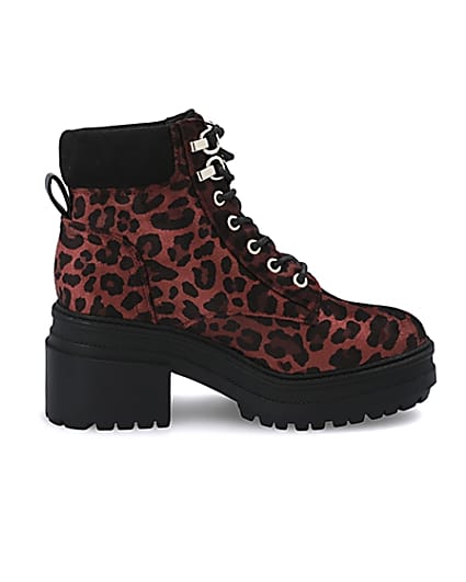 360 degree animation of product Red leopard print lace-up chunky boots frame-18