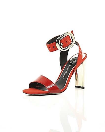 360 degree animation of product Red oversized gold tone buckle sandal frame-0