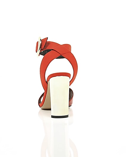360 degree animation of product Red oversized gold tone buckle sandal frame-16