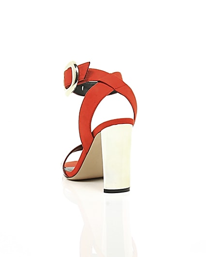 360 degree animation of product Red oversized gold tone buckle sandal frame-17