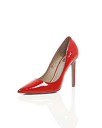360 degree animation of product Red patent court shoes frame-0