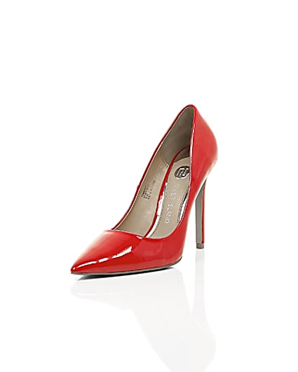 360 degree animation of product Red patent court shoes frame-1