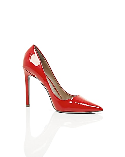360 degree animation of product Red patent court shoes frame-8