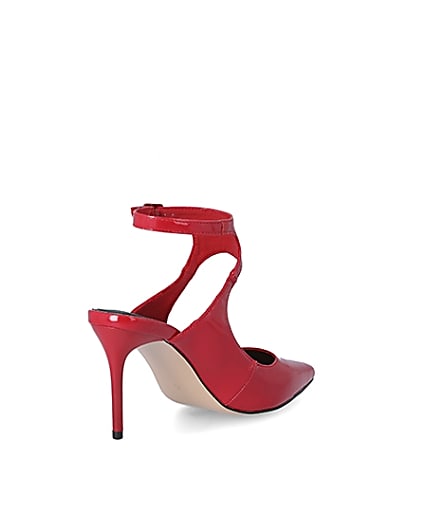 360 degree animation of product Red patent cut out court shoe frame-12
