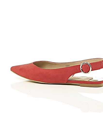 360 degree animation of product Red pointed slingback shoes frame-20