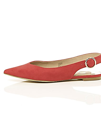 360 degree animation of product Red pointed slingback shoes frame-22
