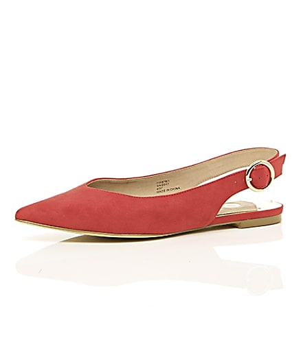 360 degree animation of product Red pointed slingback shoes frame-23