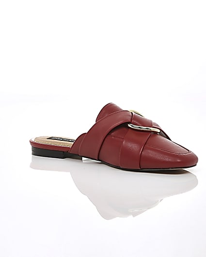 360 degree animation of product Red ring wide fit backless loafer frame-7