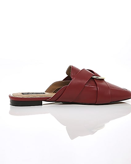360 degree animation of product Red ring wide fit backless loafer frame-10