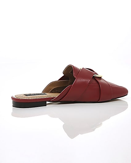360 degree animation of product Red ring wide fit backless loafer frame-11