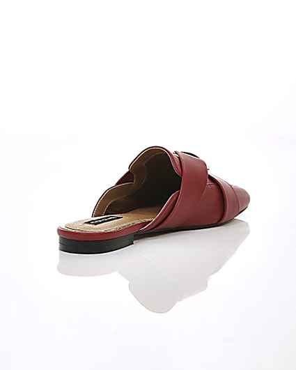 360 degree animation of product Red ring wide fit backless loafer frame-13
