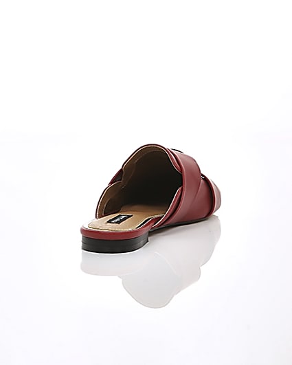 360 degree animation of product Red ring wide fit backless loafer frame-14