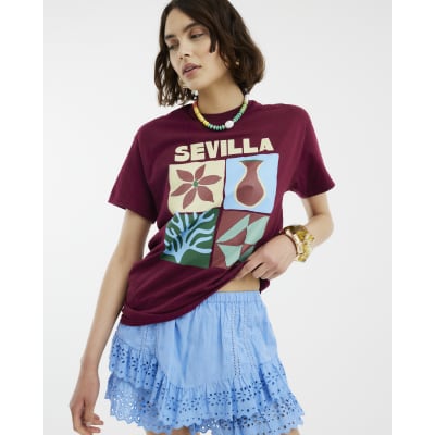 Red Sevilla Art Print T-Shirt