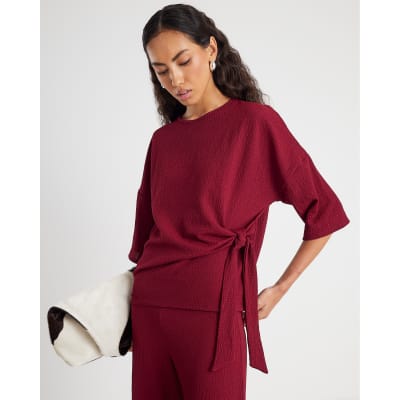 Red Short Sleeve Textured Tie T-shirt