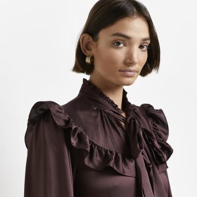 Red tie neck tiered midi dress River Island