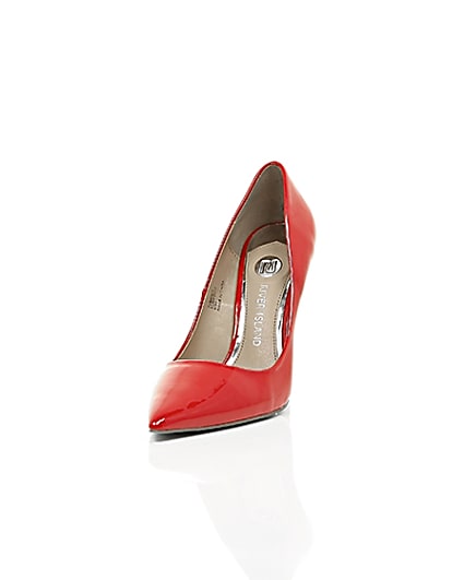 360 degree animation of product Red wide fit patent court shoes frame-2