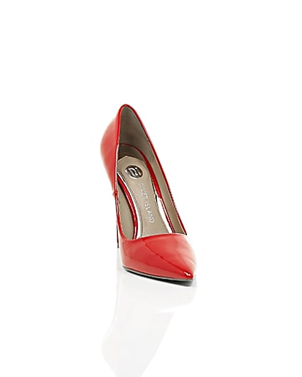 360 degree animation of product Red wide fit patent court shoes frame-5