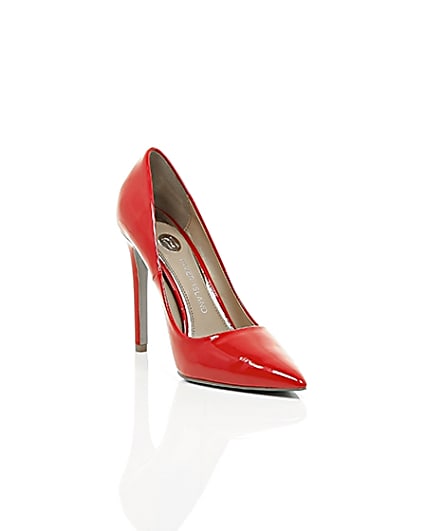 360 degree animation of product Red wide fit patent court shoes frame-6
