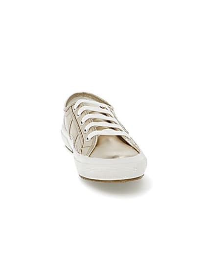 360 degree animation of product Rose gold Superga classic runner trainers frame-20