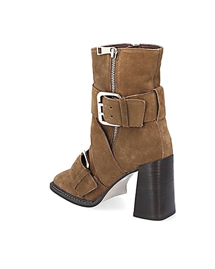 360 degree animation of product Rust suede buckle square toe boots frame-6
