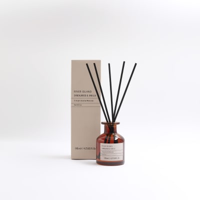 Sandalwood And Vanilla Reed Diffuser 140ml