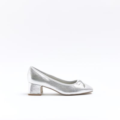 Silver hot sale court shoes