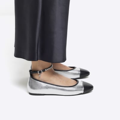 Silver ballet flats hot sale with ankle strap