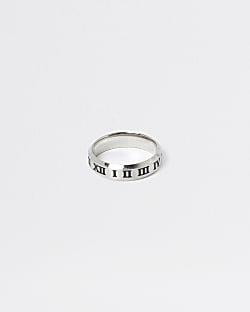 Silver colour engraved roman numerals ring